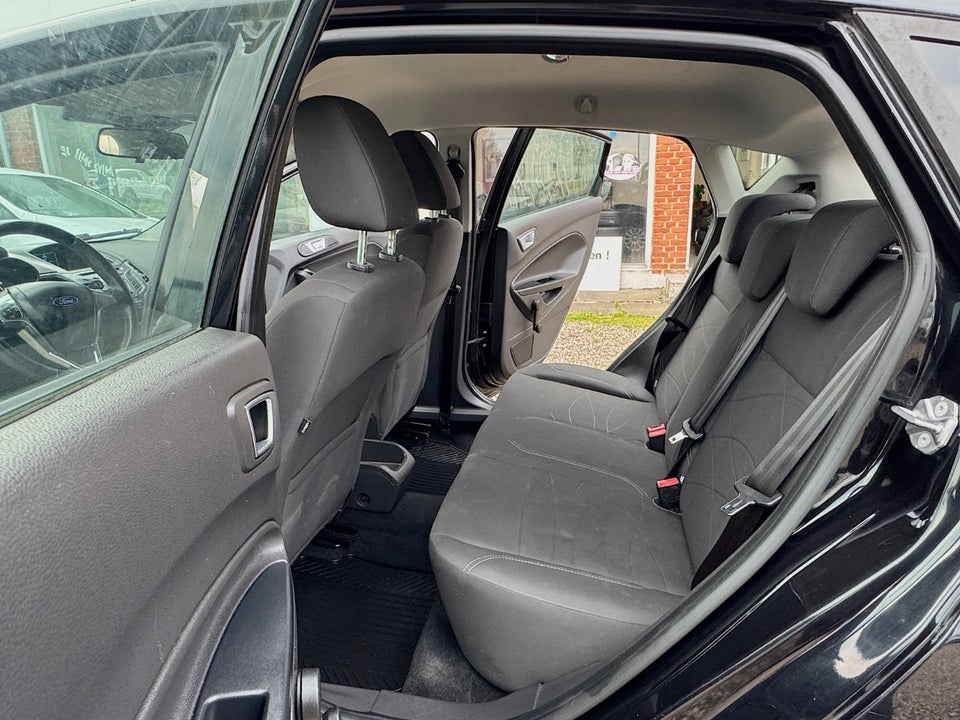 Ford Fiesta 1,0 80 Trend 5d