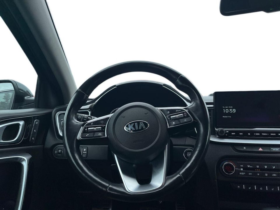 Kia Ceed 1,6 PHEV Upgrade SW DCT 5d