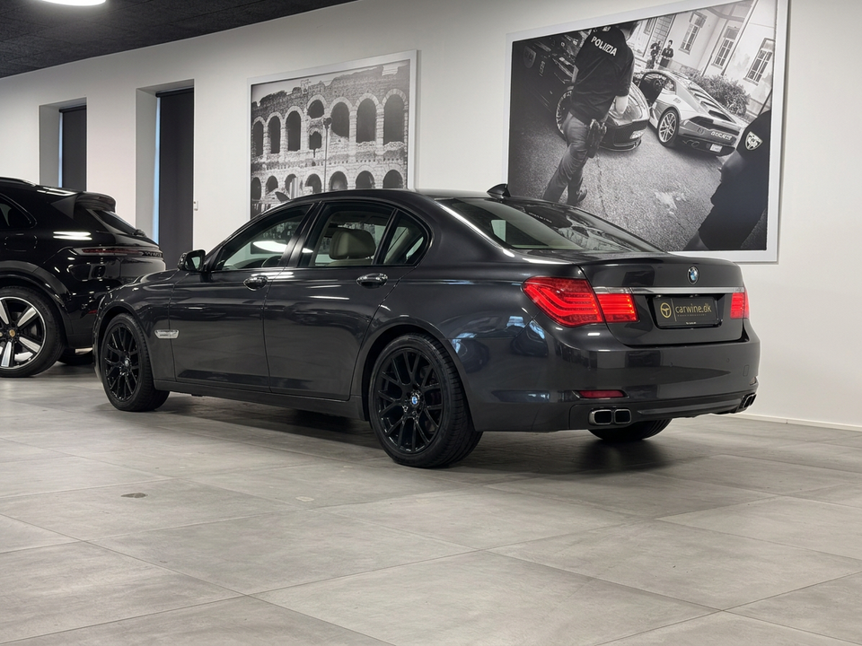 BMW 760i 6,0 Steptr. 4d