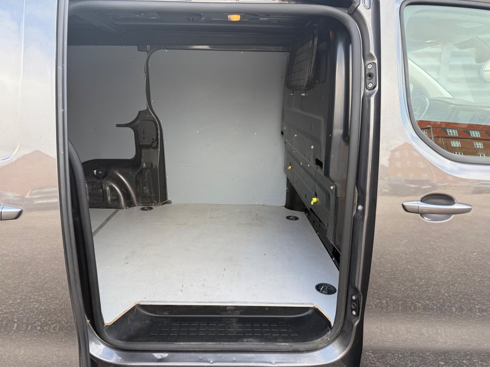 Peugeot Expert 2,0 BlueHDi 177 L3 Ultimate EAT8 Van