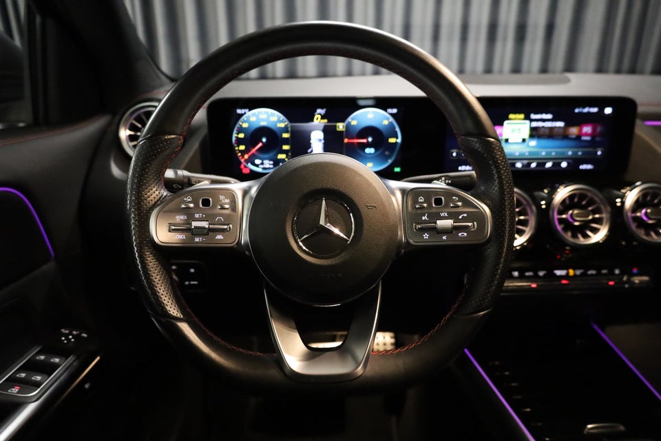 Mercedes EQA300 AMG Line 4Matic 5d