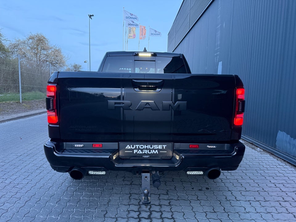 Dodge RAM 1500 5,7 V8 Hemi Limited Night aut. 4d