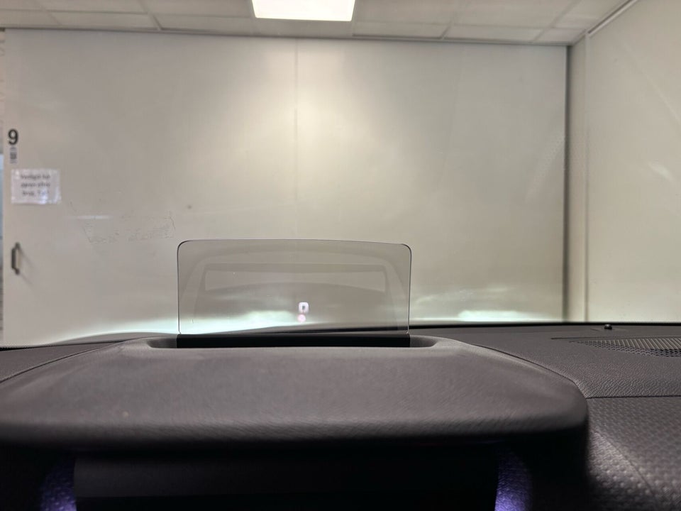 Citroën ë-C4 X 50 Shine 4d