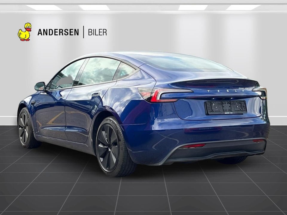 Tesla Model 3 RWD 4d