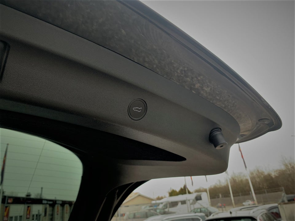 Tesla Model Y Performance AWD 5d