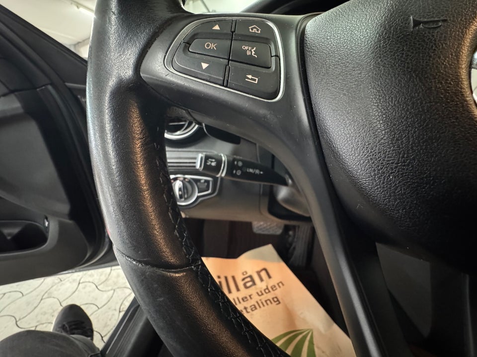 Mercedes C220 d 2,2 AMG Line stc. aut. 5d