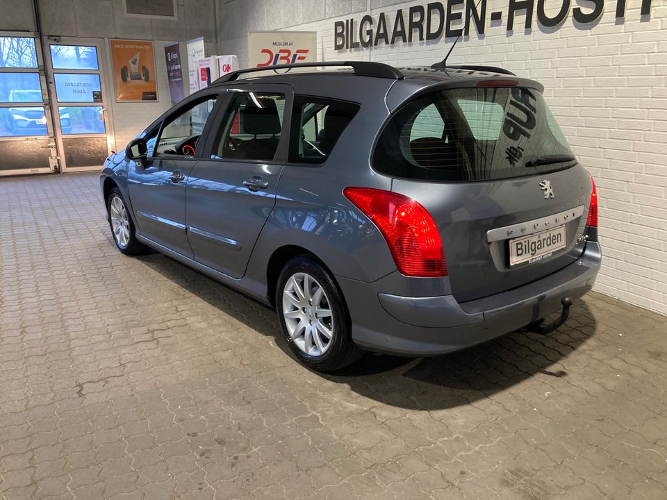 Peugeot 308 1,6 HDi 90 Premium SW 5d