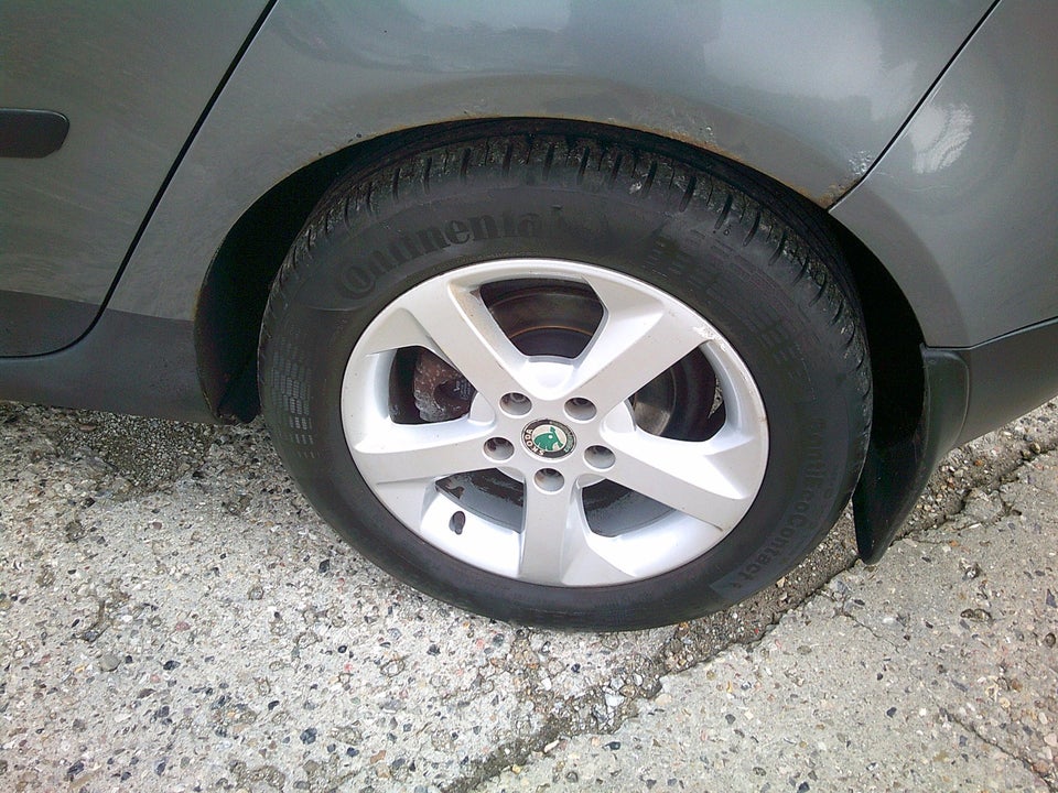 VW Golf V 1,6 FSi Comfortline 5d