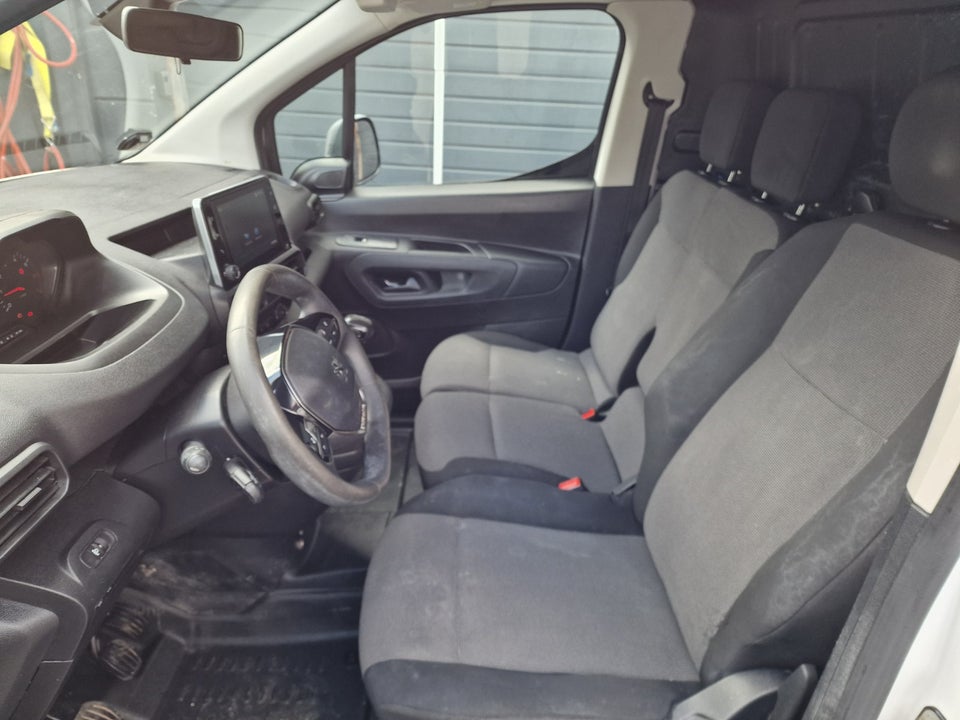 Peugeot Partner 1,5 BlueHDi 130 L2V2 Ultimate Van
