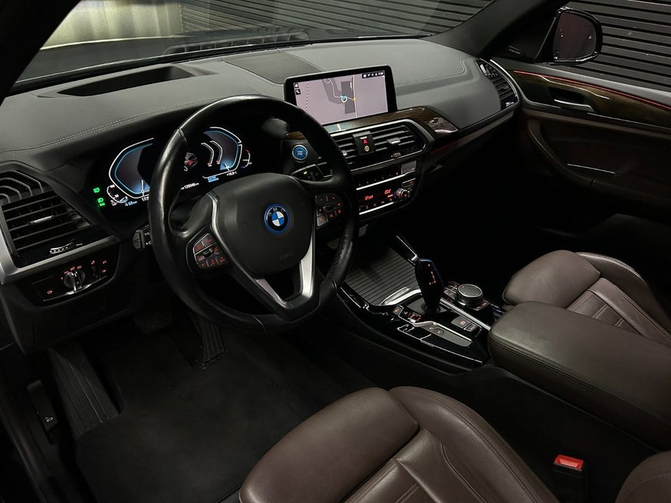 BMW iX3 Charged Plus 5d