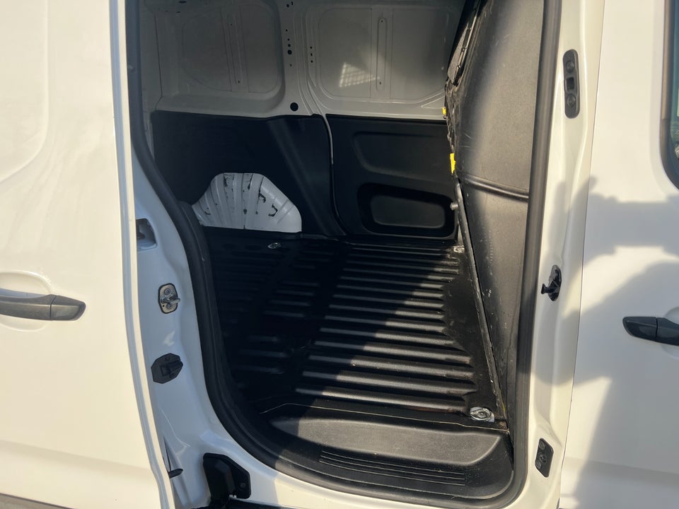 Peugeot Partner 1,5 BlueHDi 100 L1V1 Ultimate Van