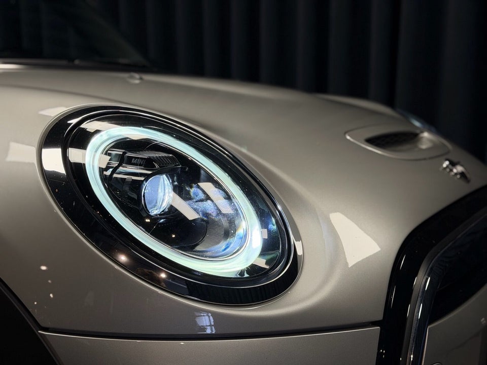 MINI Cooper SE Classic Trim 3d