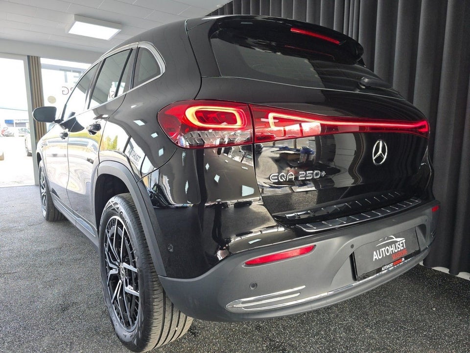 Mercedes EQA250+ 5d