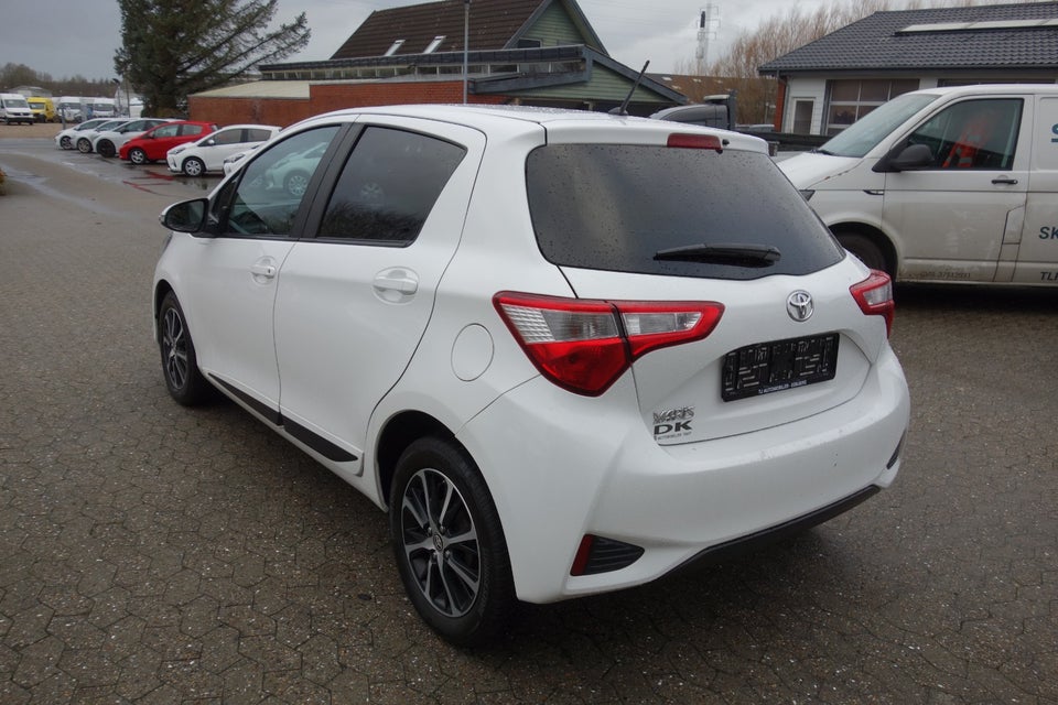 Toyota Yaris 1,4 D-4D T2 Van 5d