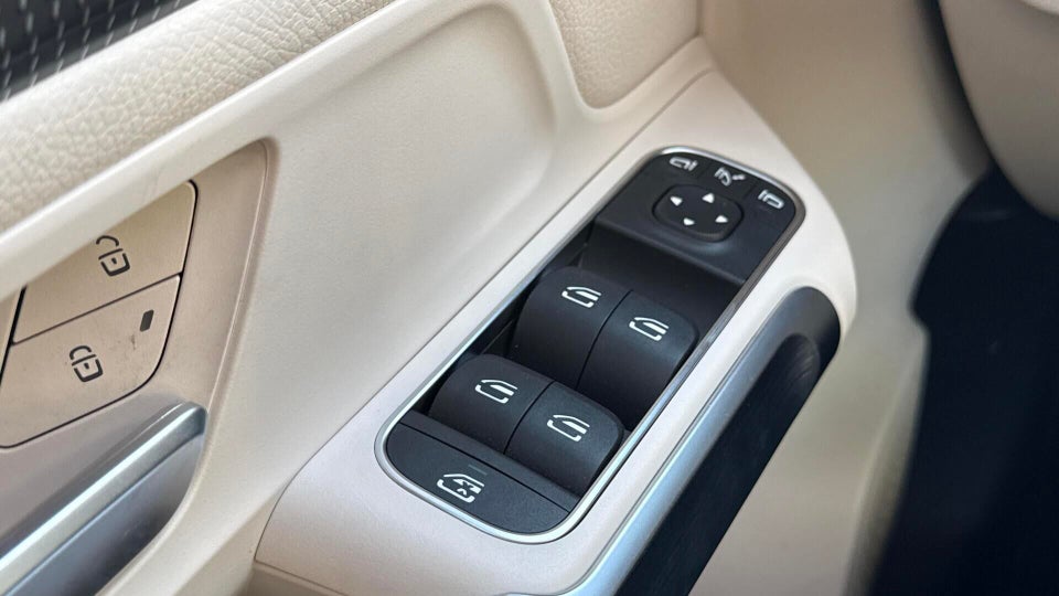 Mercedes EQB250 Progressive 5d