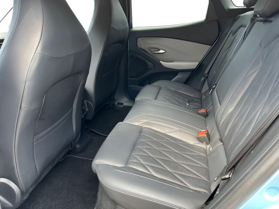 Ford Explorer 77 Premium Extended Range 5d