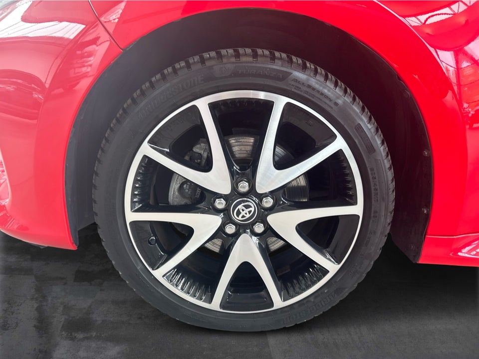 Toyota Yaris 1,5 Hybrid H3 Premier Edition e-CVT 5d