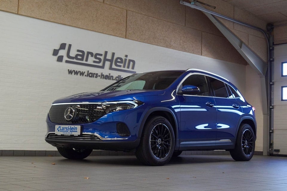 Mercedes EQA300 Progressive 4Matic 5d
