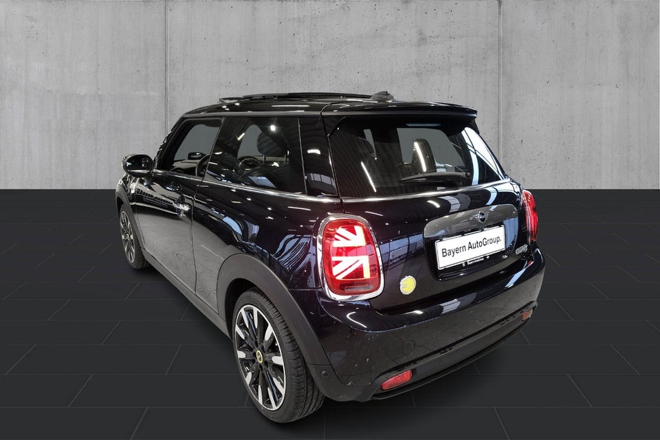 MINI Cooper SE Maximise 3d