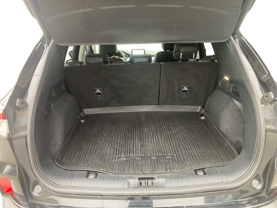Ford Kuga 2,5 PHEV Titanium X CVT 5d