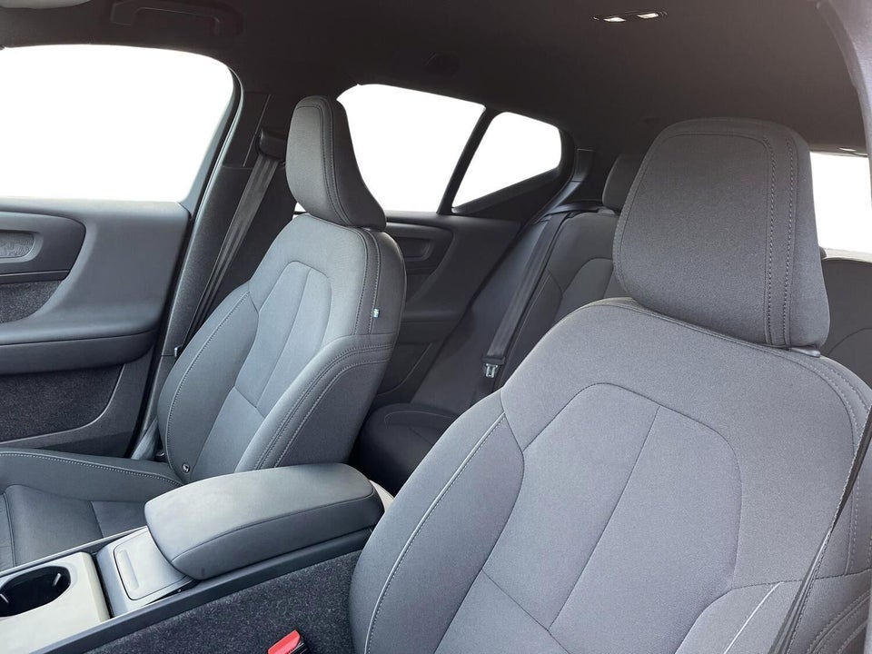 Volvo EX40 Extended Range Core 5d