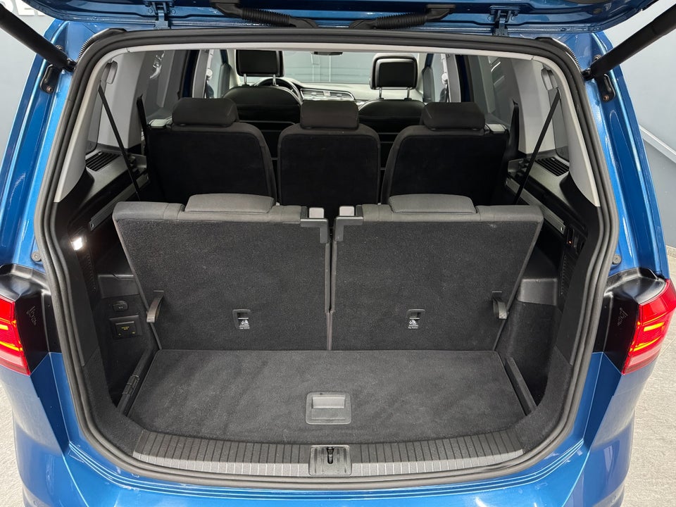 VW Touran 2,0 TDi 190 Highline DSG 7prs 5d