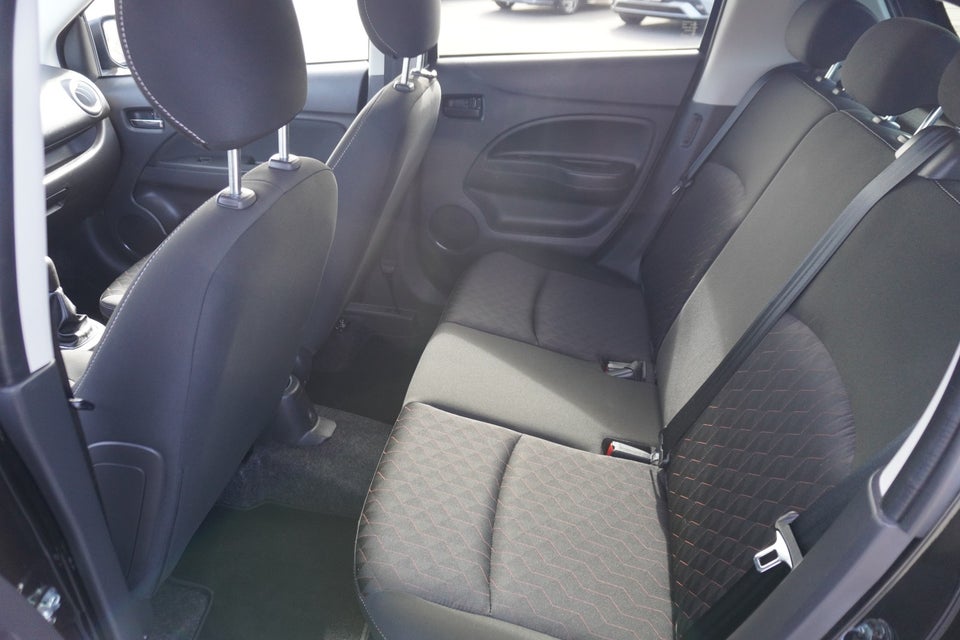 Mitsubishi Space Star 1,2 Cosmic 5d