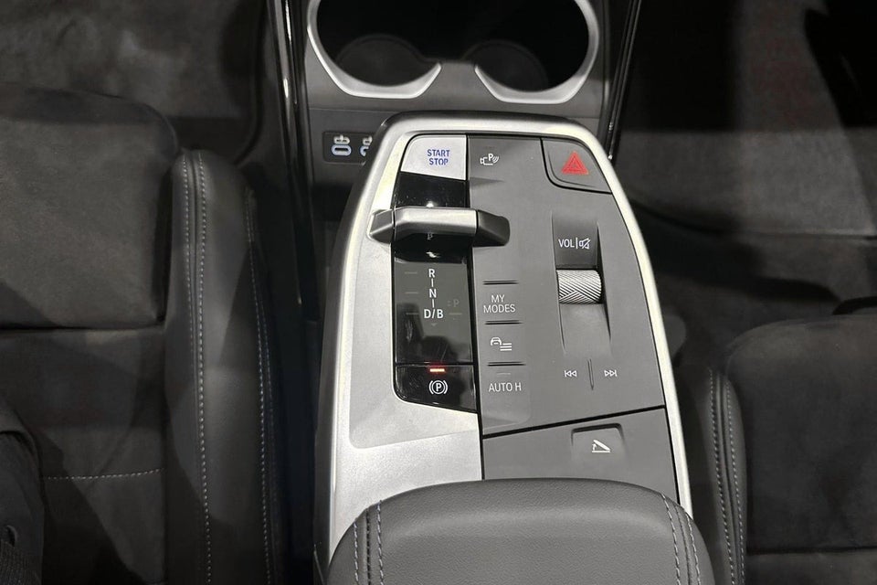 BMW iX2 eDrive20 M-Sport 5d