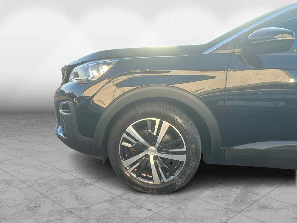 Peugeot 3008 1,2 e-THP 130 Active 5d
