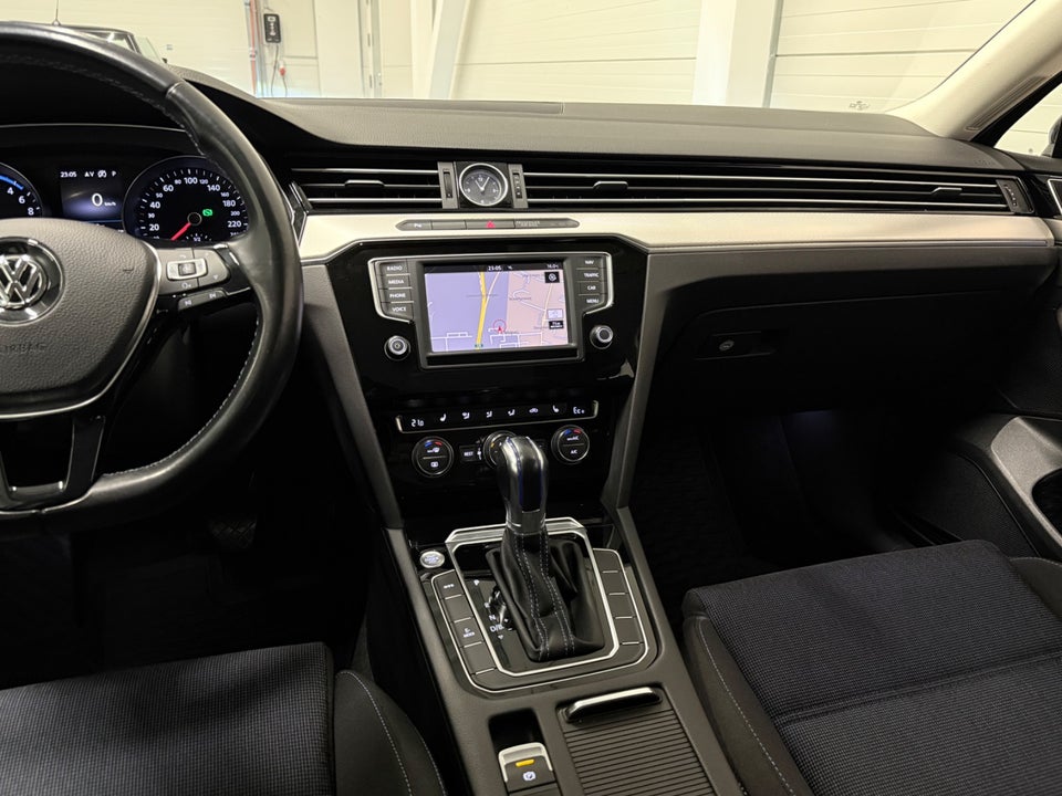 VW Passat 1,4 GTE Variant DSG 5d