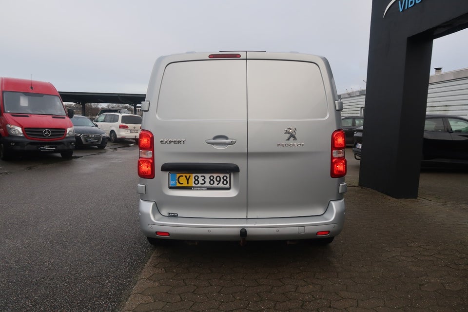 Peugeot Expert 2,0 BlueHDi 180 L2 Ultimate EAT6 Van