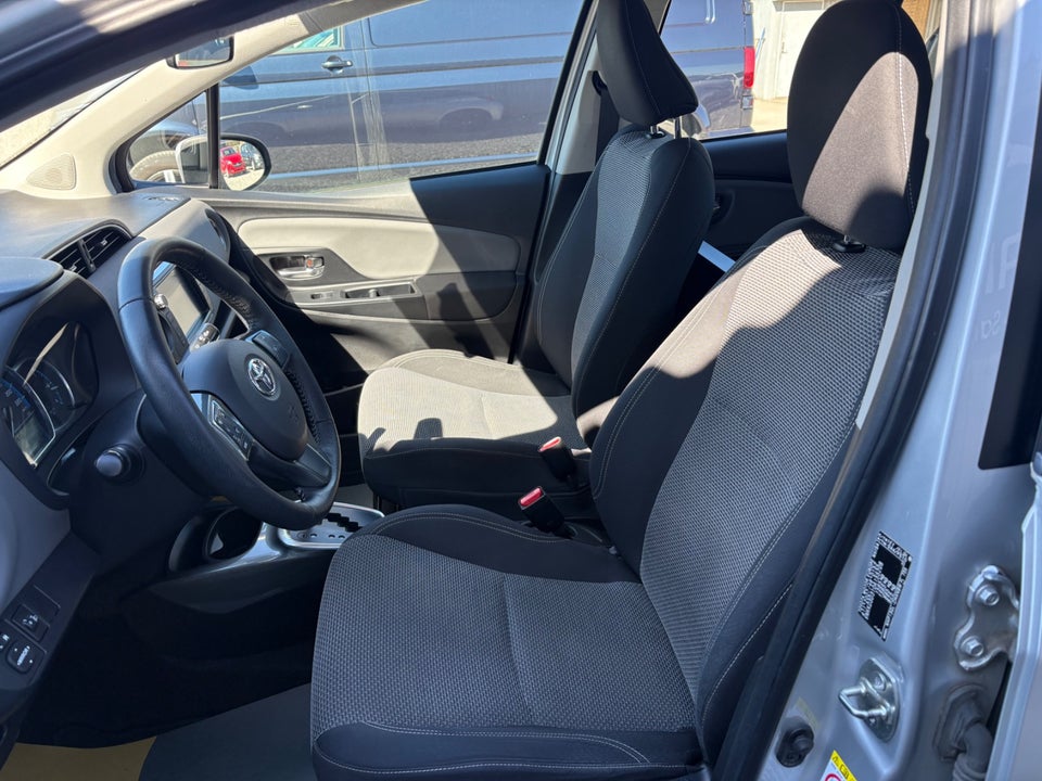 Toyota Yaris 1,5 Hybrid H2 Komfort e-CVT Van 5d