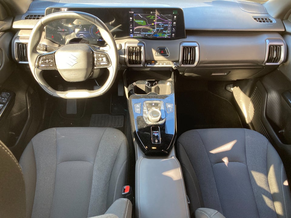 Suzuki eVitara 61 Active 5d