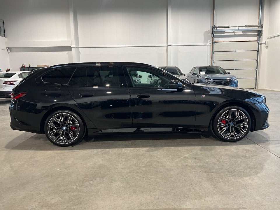 BMW i5 xDrive40 Touring M-Sport 5d