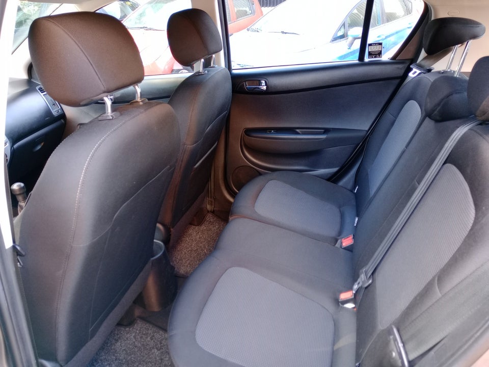 Hyundai i20 1,25 Classic 5d