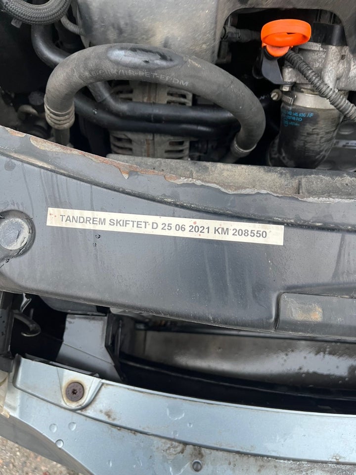 Skoda Octavia 1,6 TDi 105 Ambiente Combi 5d