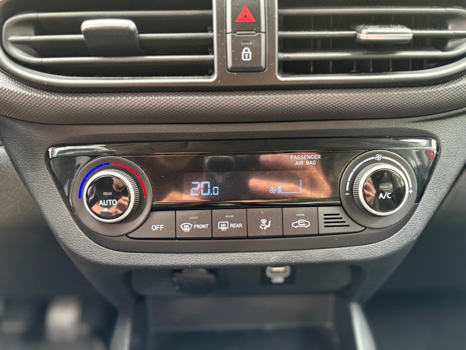 Hyundai i10 1,0 MPi Advanced 5d