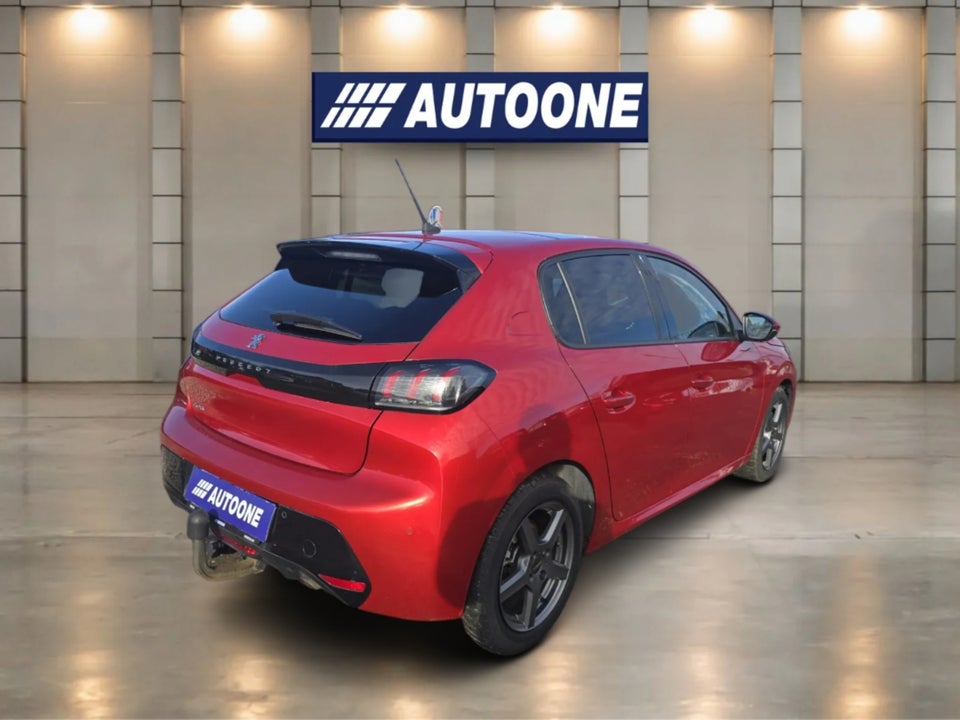 Peugeot 208 1,2 PureTech 100 Allure Sky 5d