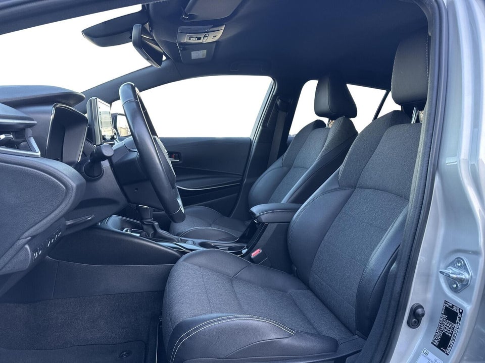 Toyota Corolla 1,8 Hybrid Active Premium Touring Sports MDS 5d