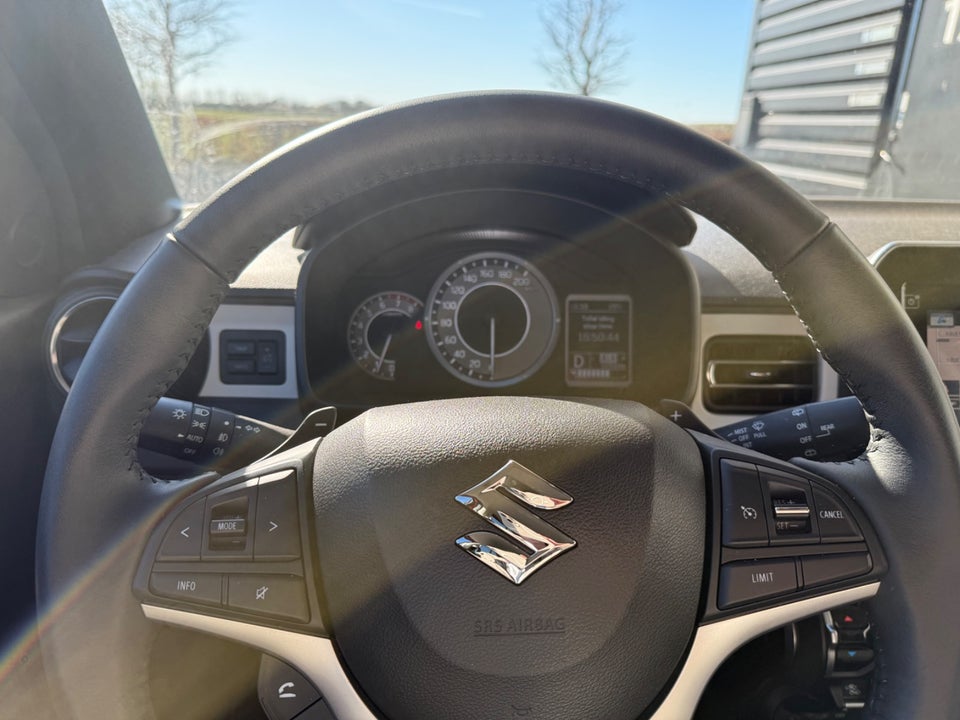 Suzuki Ignis 1,2 mHybrid Adventure CVT 5d