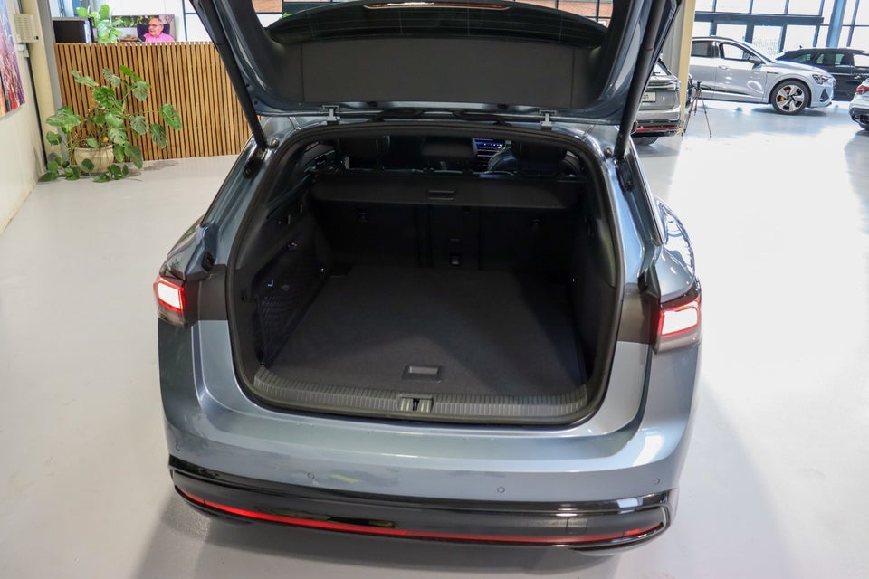 VW ID.7 77 Style+ Tourer 5d