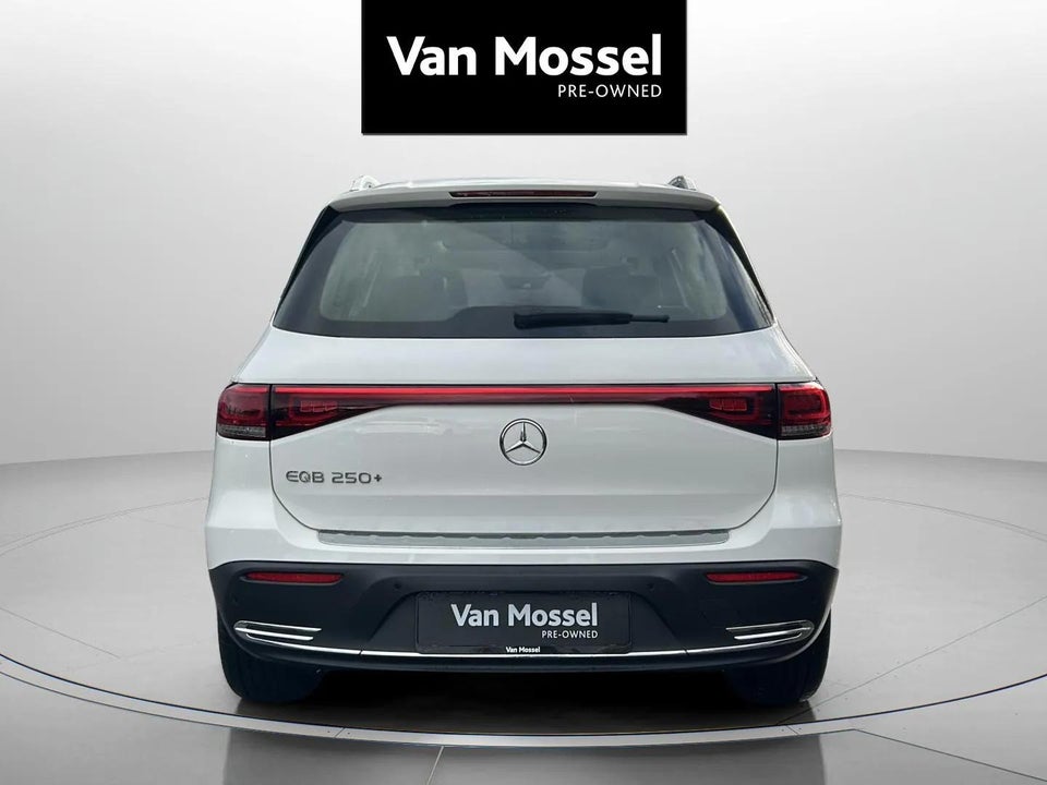 Mercedes EQB250+ Progressive 7prs 5d