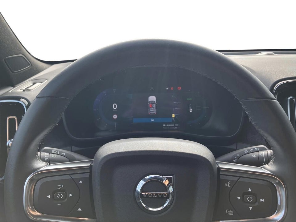 Volvo XC40 ReCharge Twin Plus 5d