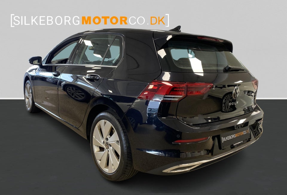 VW Golf VIII 1,5 eTSi 150 Style DSG 5d