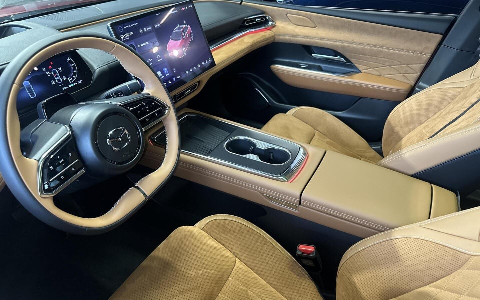 Mazda 6e Takumi+ Long Range 5d