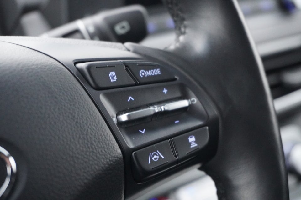 Hyundai Kona 64 EV Essential 5d