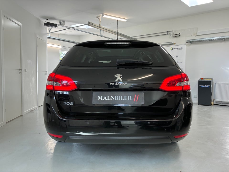 Peugeot 308 1,2 e-THP 130 Allure Sky SW EAT6 5d