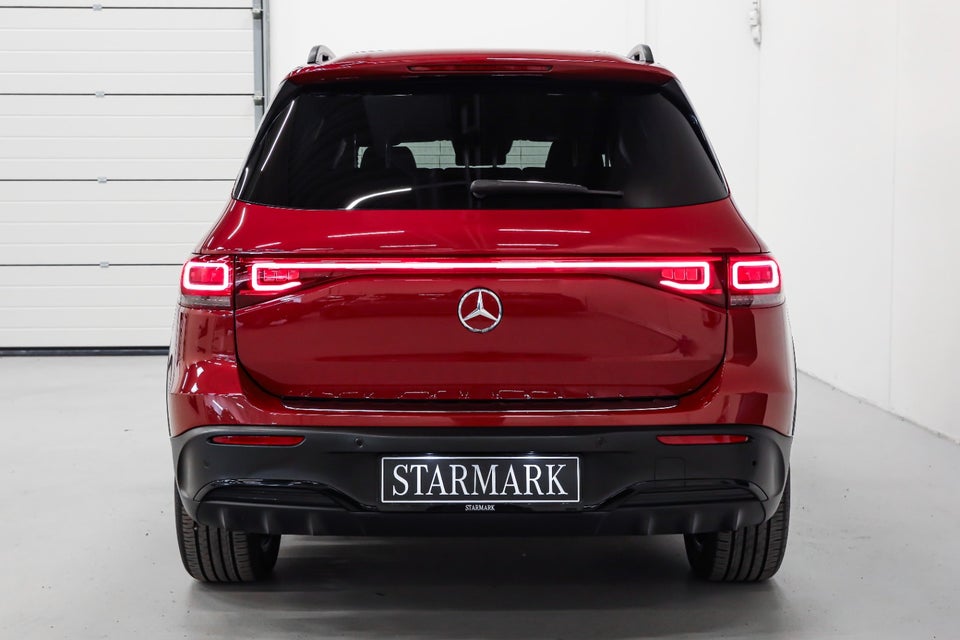 Mercedes EQB300 AMG Line 4Matic 5d