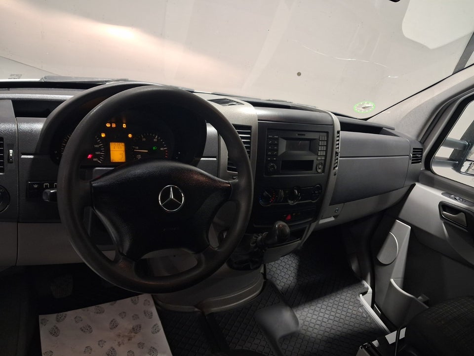 Mercedes Sprinter 516 2,2 CDi A2 Db.Kab RWD 4d