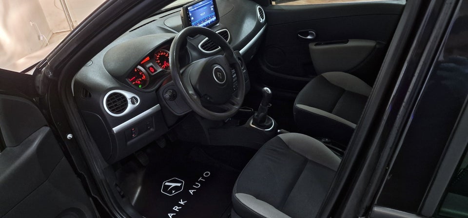 Renault Clio III 1,5 dCi 75 Avantage Sport Tourer 5d